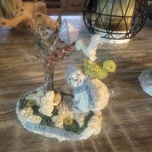 Snowman and Animals Figurine with Kite